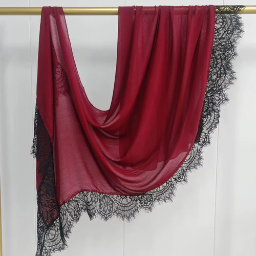 Rouge Lace Modal